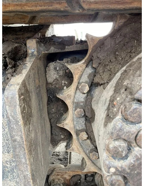הַחכָּרָה Komatsu HB215 Semilong SUPER NICE AND CLEAN MACHINE ! Komatsu HB215 Semilong SUPER NICE AND CLEAN MACHINE !: תמונה 14