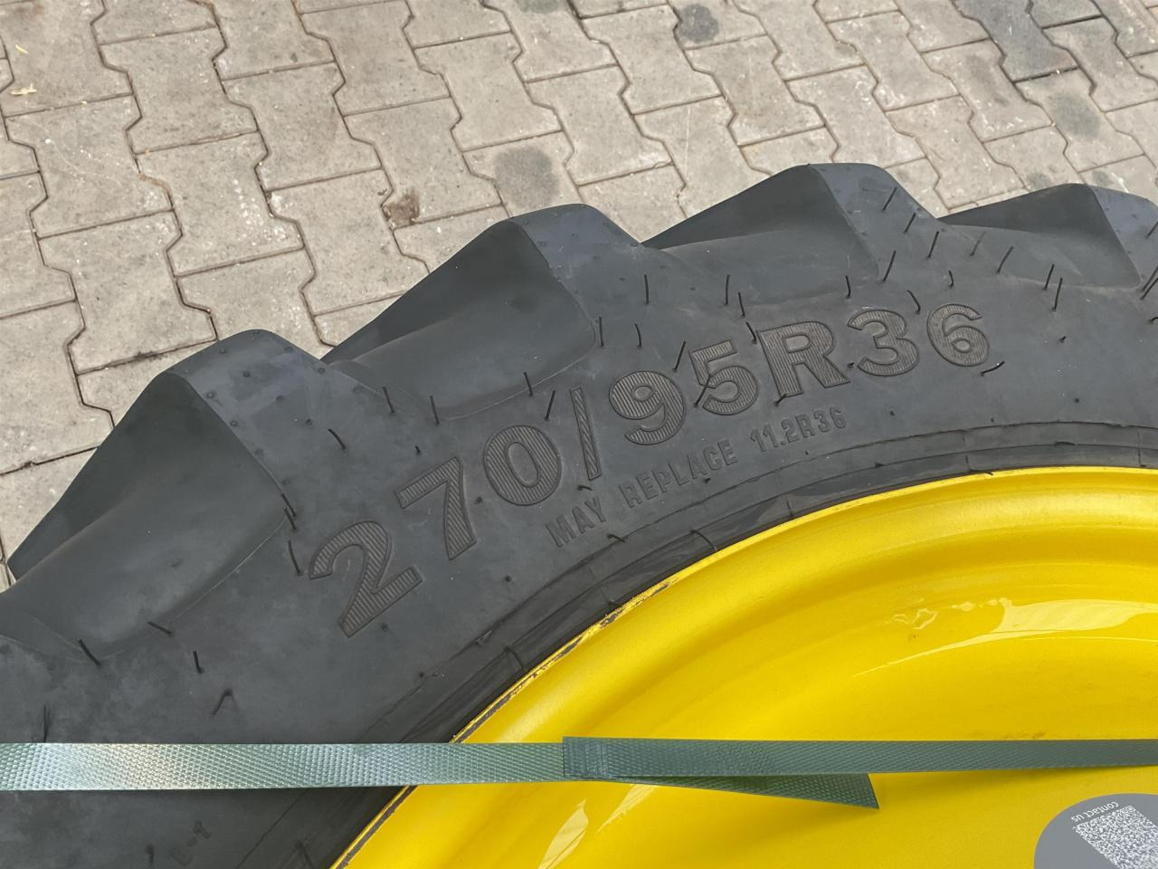 Alliance 270/95R36 - צמיג עבור מכונה חקלאית: תמונה 3 Alliance 270/95R36 - צמיג עבור מכונה חקלאית: תמונה 3