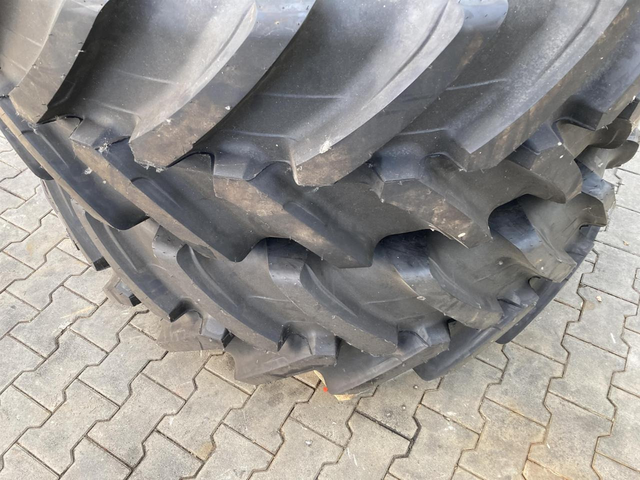 Alliance 460/85R34 - צמיג עבור מכונה חקלאית: תמונה 3 Alliance 460/85R34 - צמיג עבור מכונה חקלאית: תמונה 3