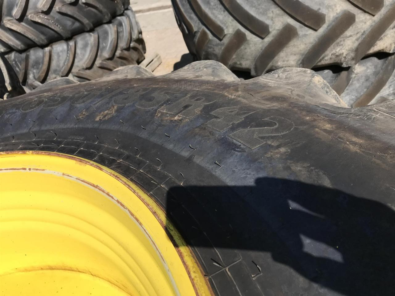 BKT 650/85R42 - צמיג עבור מכונה חקלאית: תמונה 4 BKT 650/85R42 - צמיג עבור מכונה חקלאית: תמונה 4