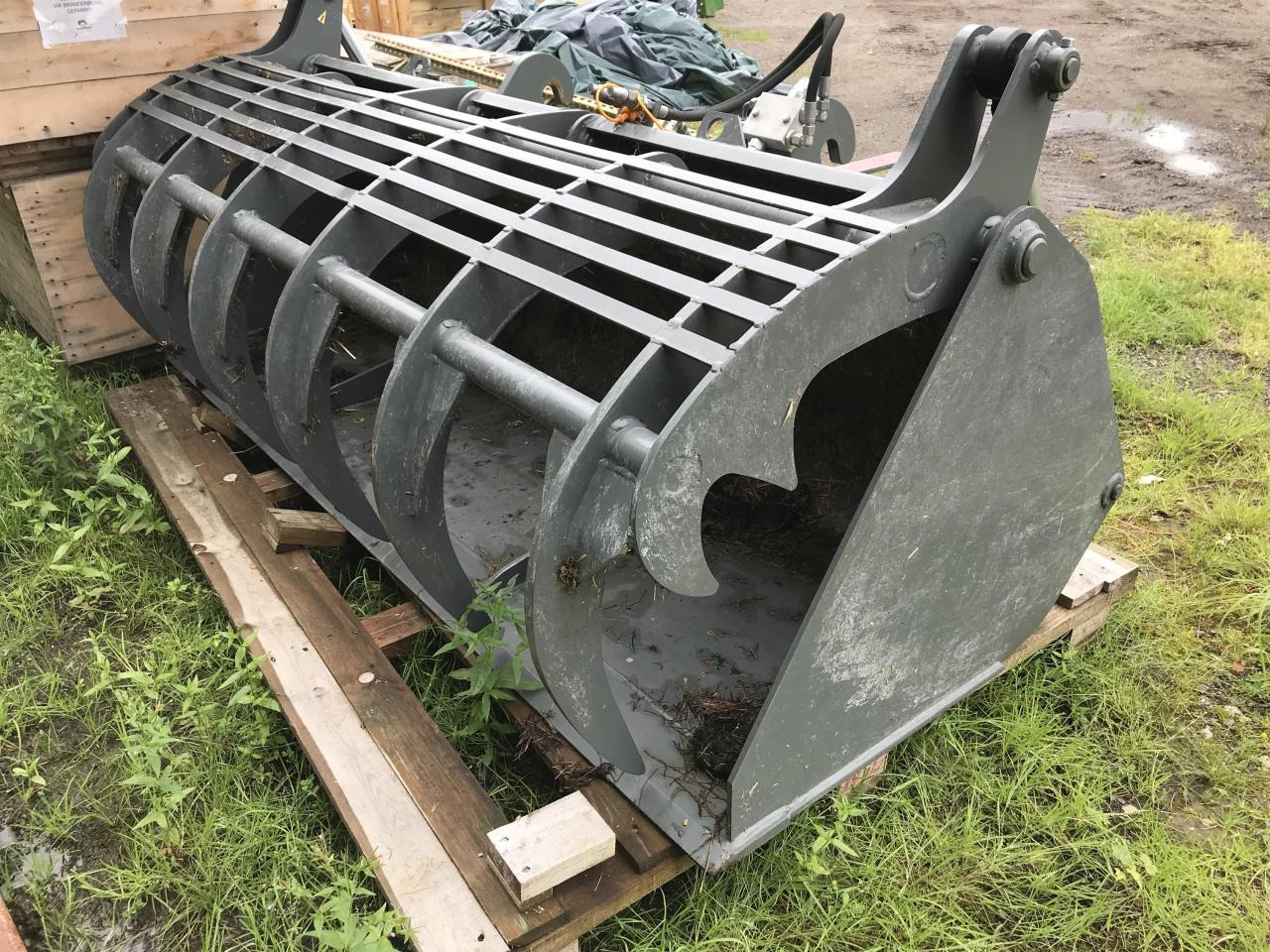 Bressel KRAS-1,25 - 2,40 m - דלי: תמונה 1 Bressel KRAS-1,25 - 2,40 m - דלי: תמונה 1