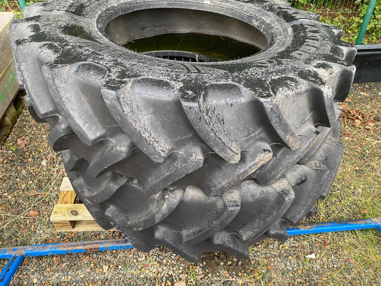 CEAT 420/90R30 - צמיג עבור מכונה חקלאית: תמונה 2 CEAT 420/90R30 - צמיג עבור מכונה חקלאית: תמונה 2