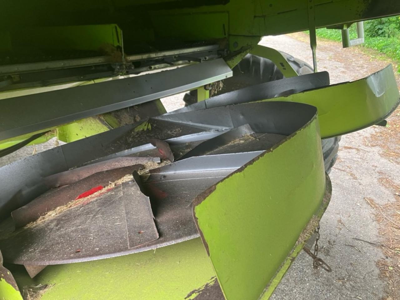 CLAAS Dominator 218 Mega - מקצרת קומבינה: תמונה 4 CLAAS Dominator 218 Mega - מקצרת קומבינה: תמונה 4