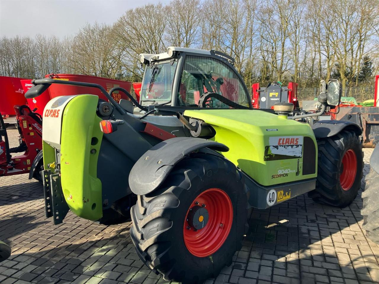 CLAAS Scorpion 9040 - מפעיל טלסקופי: תמונה 3 CLAAS Scorpion 9040 - מפעיל טלסקופי: תמונה 3