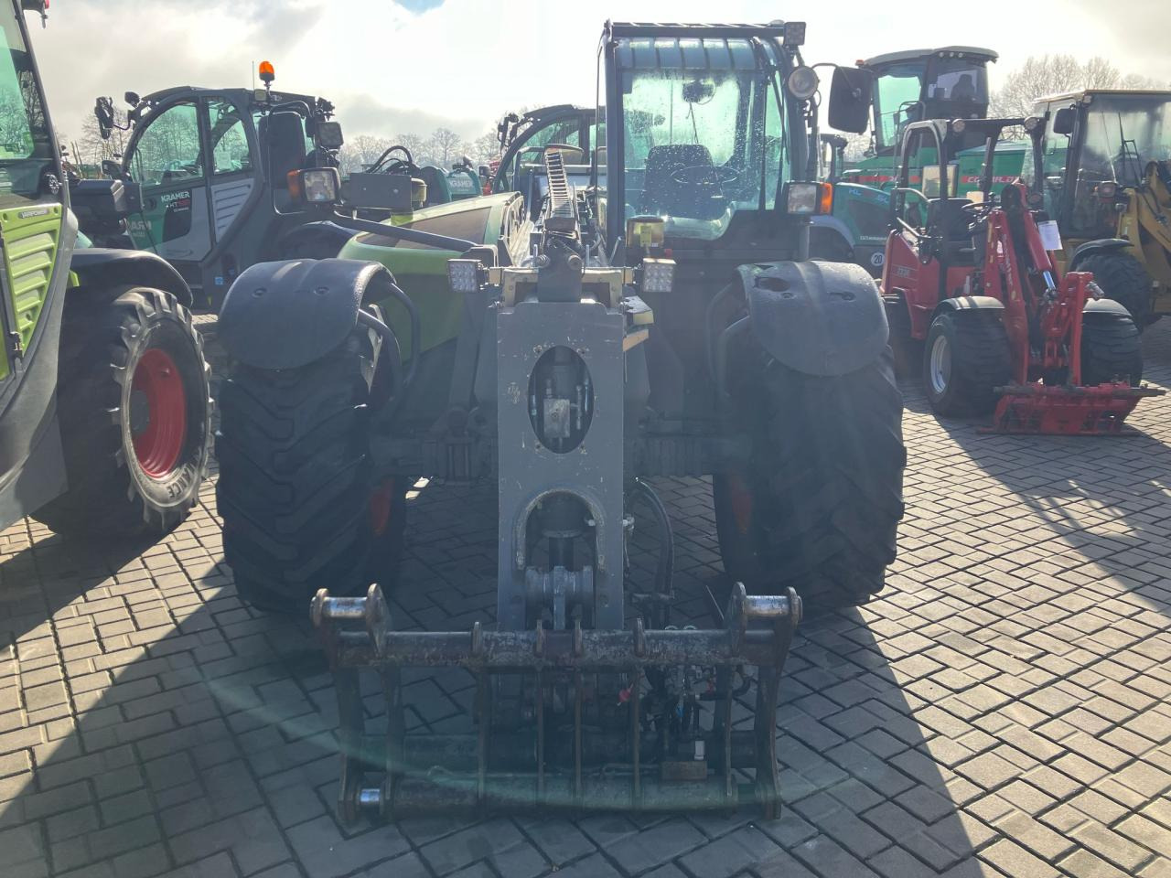 CLAAS Scorpion 9040 - מפעיל טלסקופי: תמונה 2 CLAAS Scorpion 9040 - מפעיל טלסקופי: תמונה 2
