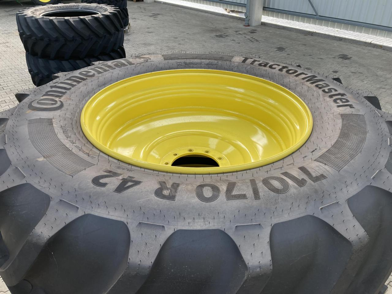Continental 710/70R42 - צמיג עבור מכונה חקלאית: תמונה 3 Continental 710/70R42 - צמיג עבור מכונה חקלאית: תמונה 3