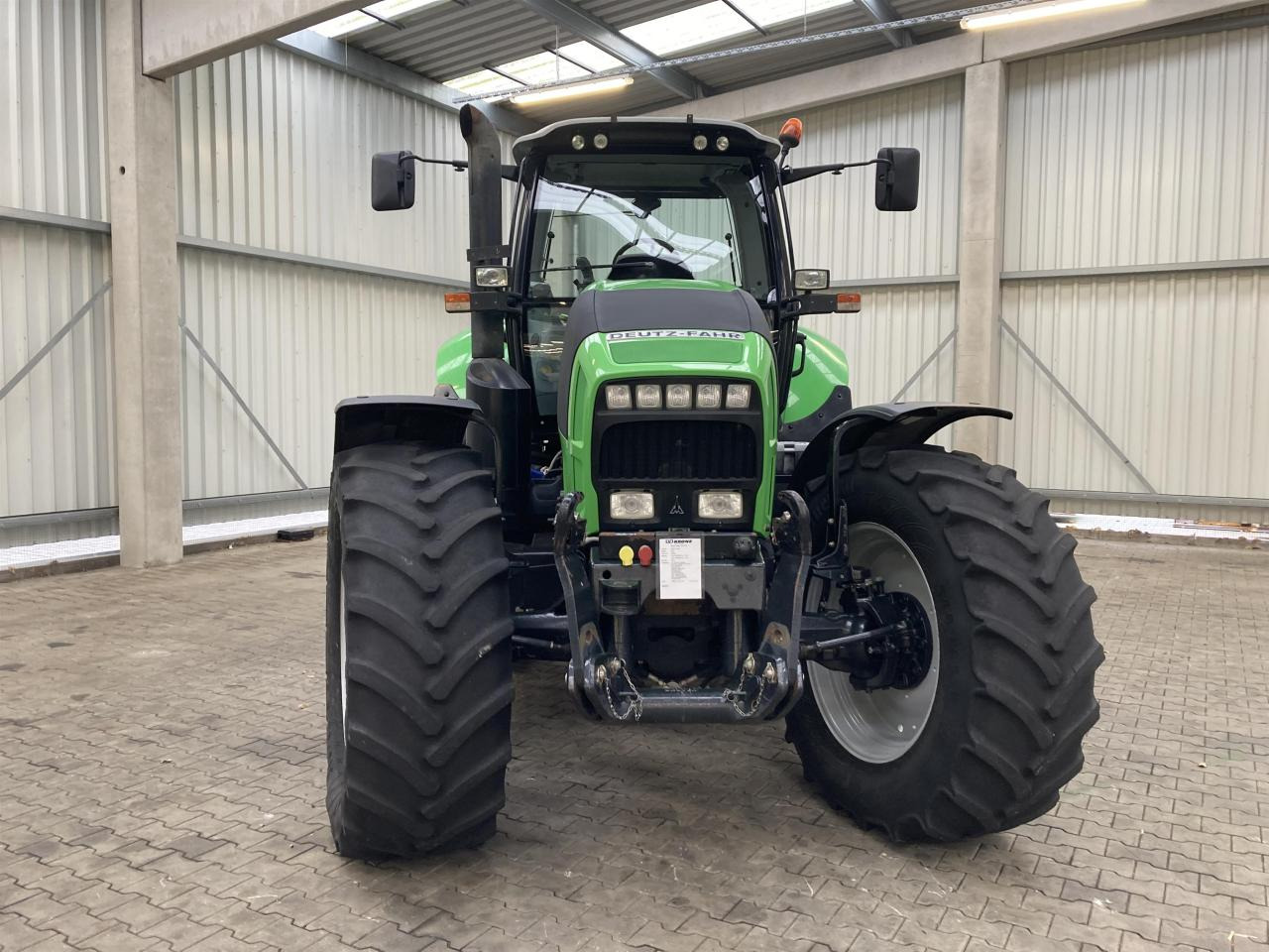 Deutz-Fahr 7210 TTV - טרקטור חקלאי: תמונה 2 Deutz-Fahr 7210 TTV - טרקטור חקלאי: תמונה 2