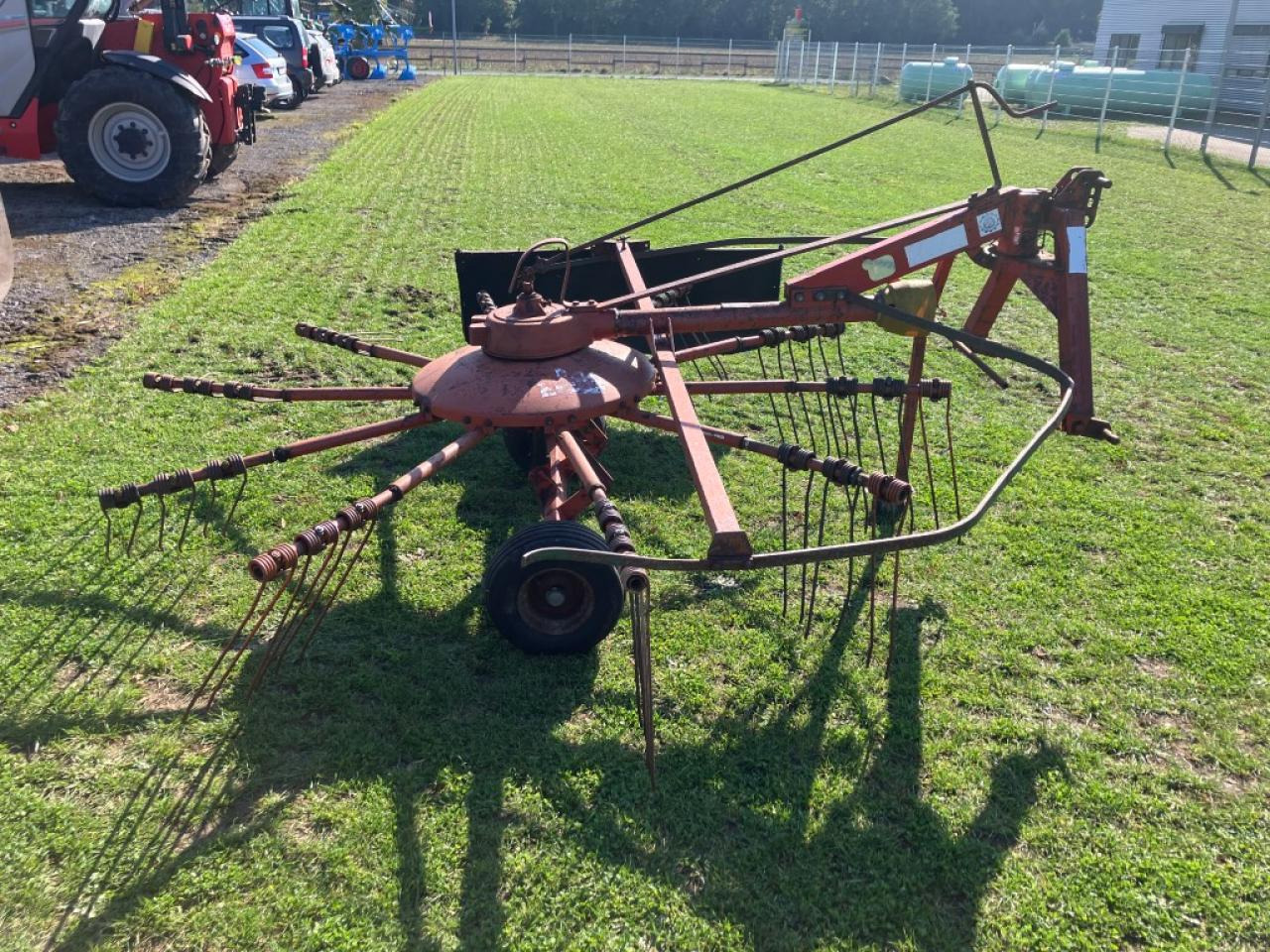 Fella TS 325 - גורף/ מגרפה: תמונה 4 Fella TS 325 - גורף/ מגרפה: תמונה 4