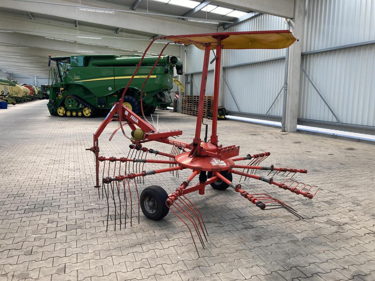 Fella TS 335 DN - גורף/ מגרפה: תמונה 3 Fella TS 335 DN - גורף/ מגרפה: תמונה 3