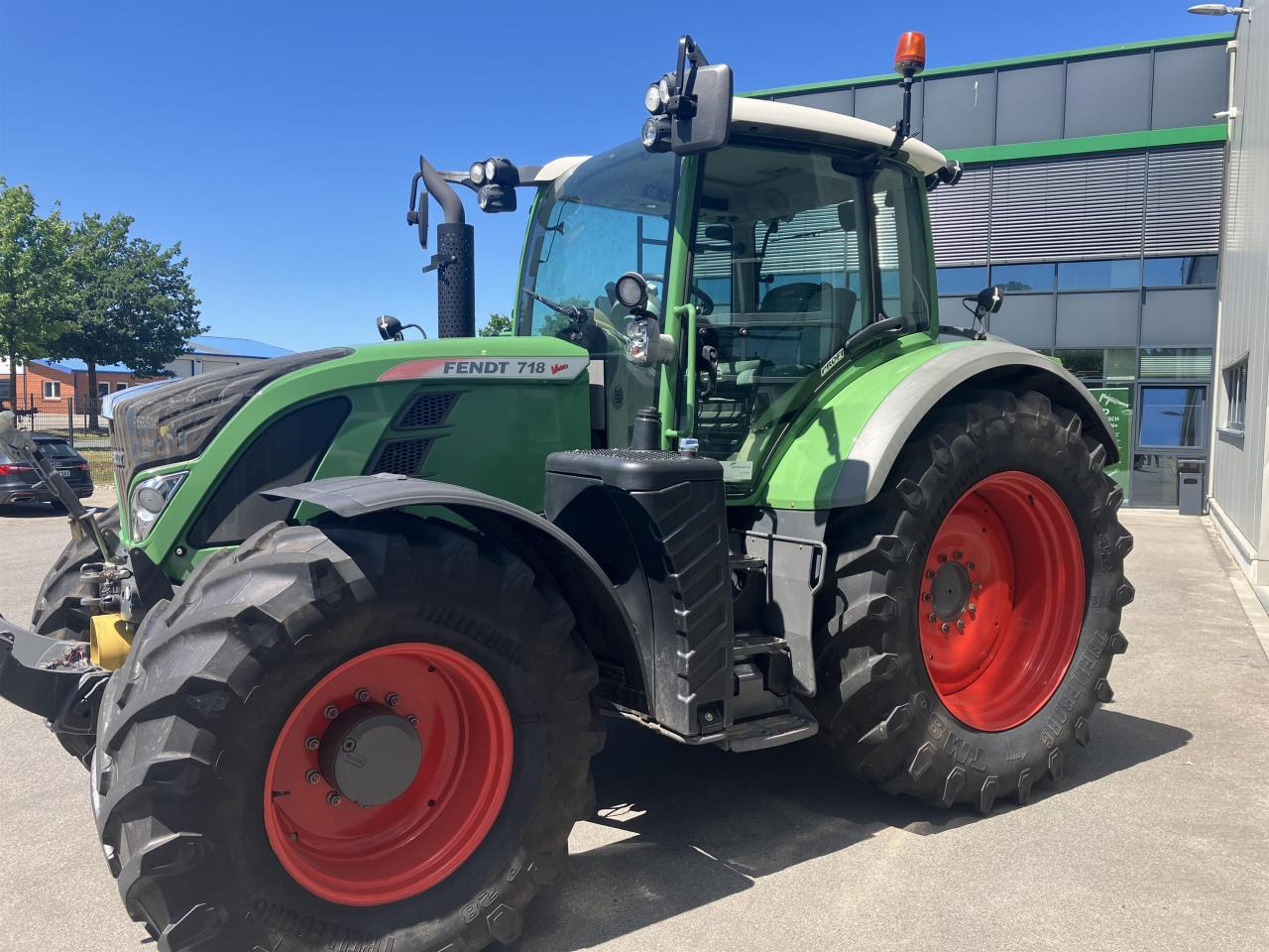 Fendt 718 Vario Profi - טרקטור חקלאי: תמונה 5 Fendt 718 Vario Profi - טרקטור חקלאי: תמונה 5