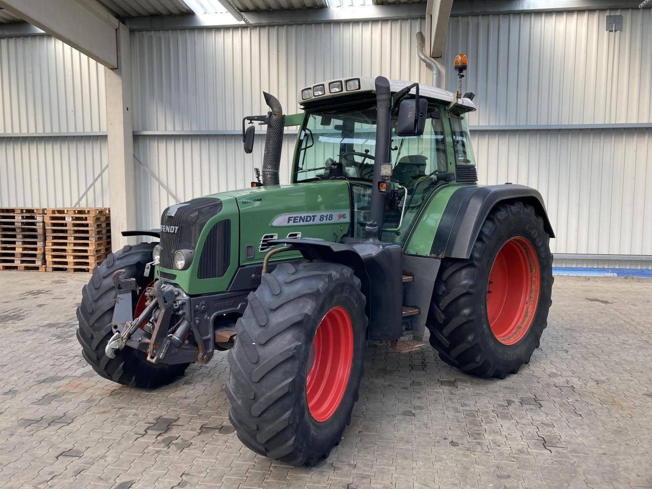 Fendt 818 Vario TMS - טרקטור חקלאי: תמונה 1 Fendt 818 Vario TMS - טרקטור חקלאי: תמונה 1