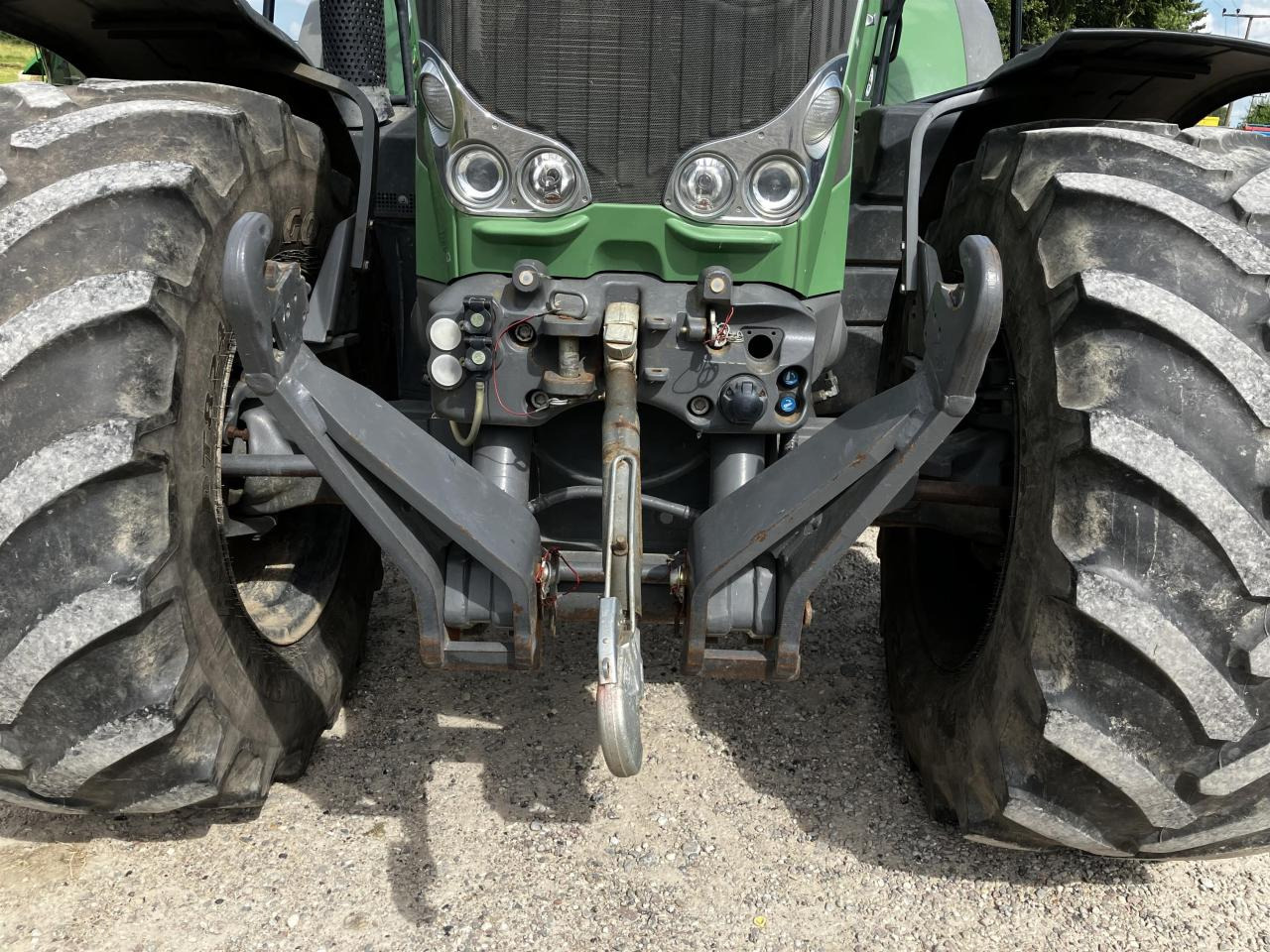 Fendt 828 Vario Profi Plus - טרקטור חקלאי: תמונה 3 Fendt 828 Vario Profi Plus - טרקטור חקלאי: תמונה 3