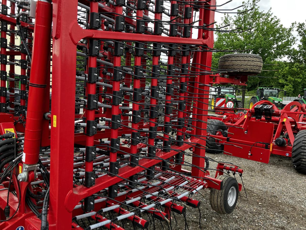 Horsch Cura 12 ST - ציוד עיבוד קרקע: תמונה 4 Horsch Cura 12 ST - ציוד עיבוד קרקע: תמונה 4