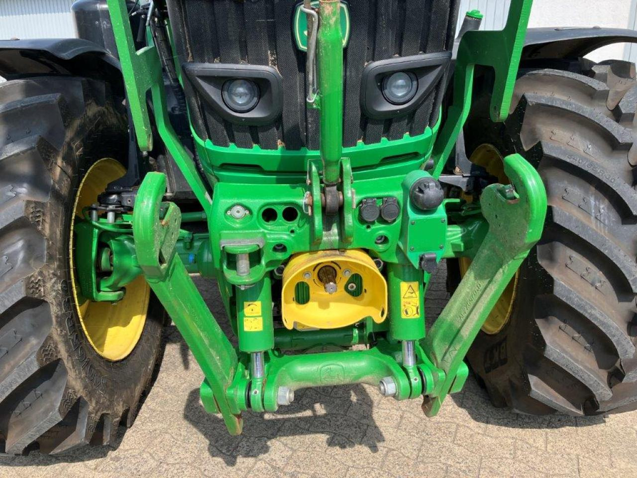 John Deere 6155R - טרקטור חקלאי: תמונה 4 John Deere 6155R - טרקטור חקלאי: תמונה 4
