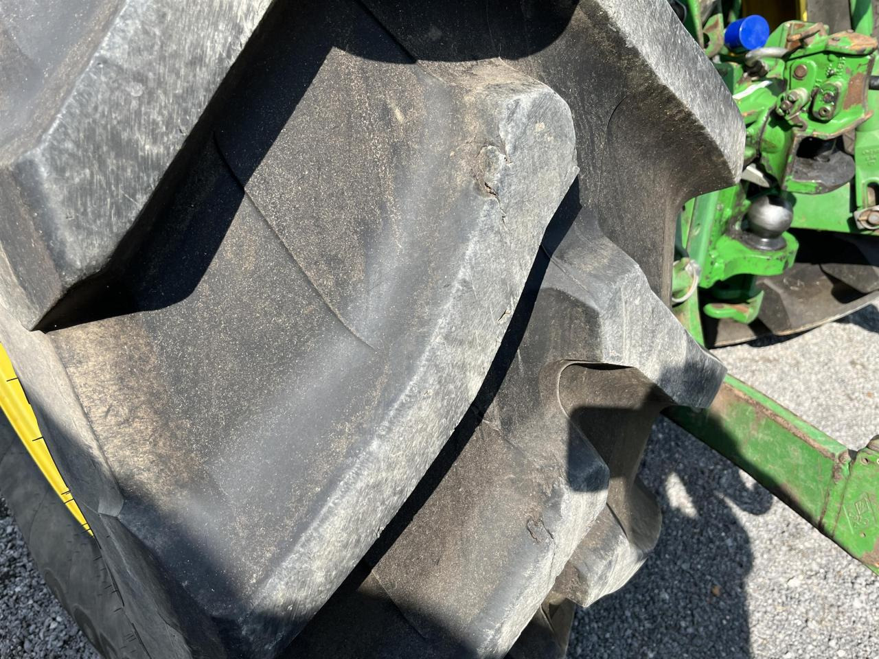 John Deere 6210R - טרקטור חקלאי: תמונה 5 John Deere 6210R - טרקטור חקלאי: תמונה 5