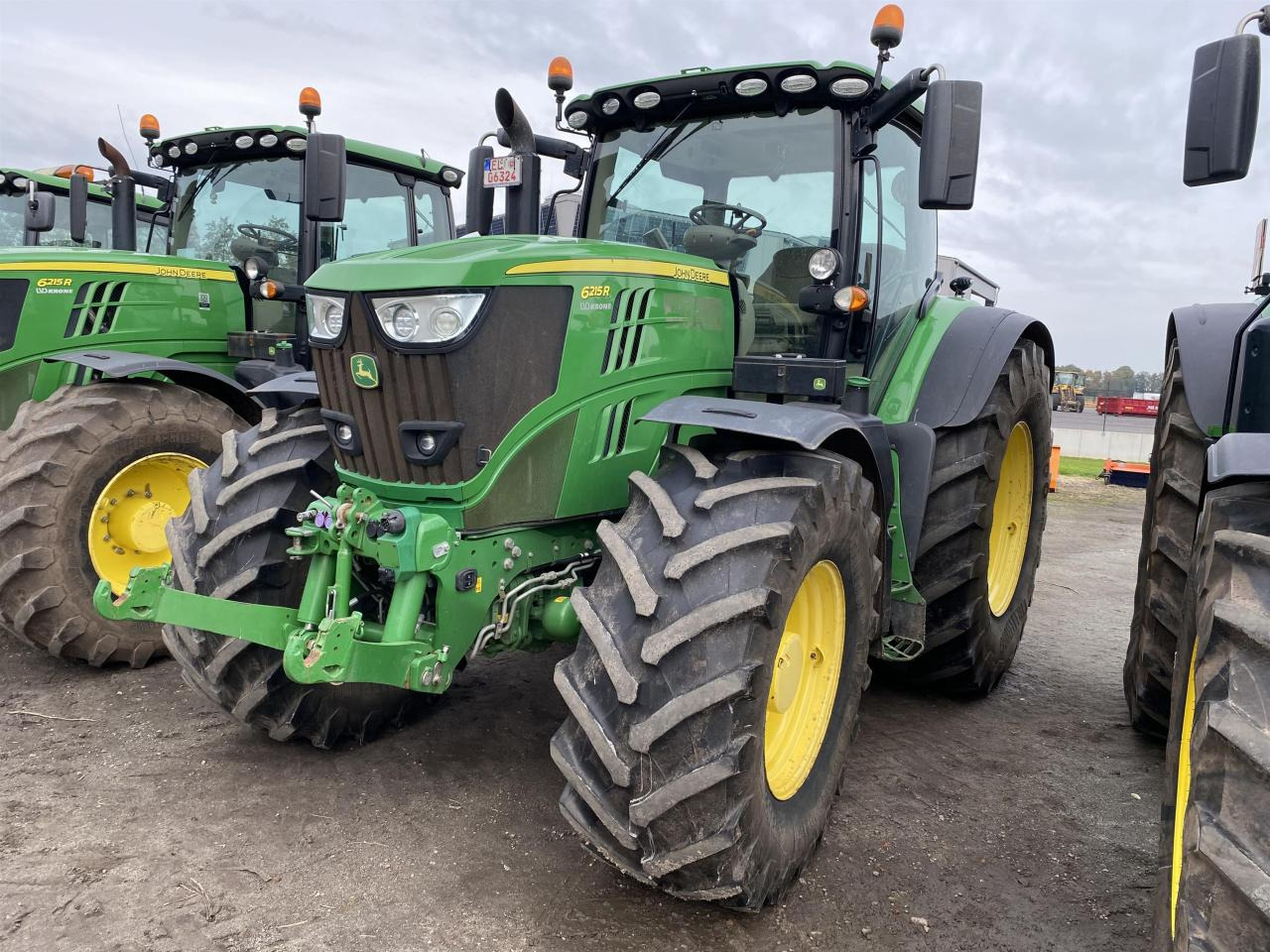 John Deere 6215R - טרקטור חקלאי: תמונה 2 John Deere 6215R - טרקטור חקלאי: תמונה 2