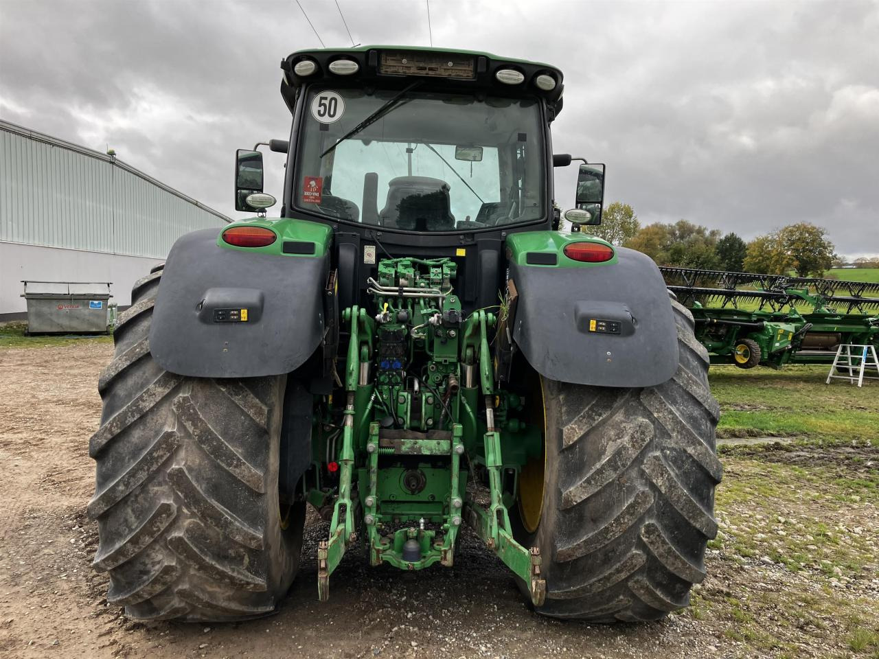 John Deere 6215R - טרקטור חקלאי: תמונה 5 John Deere 6215R - טרקטור חקלאי: תמונה 5