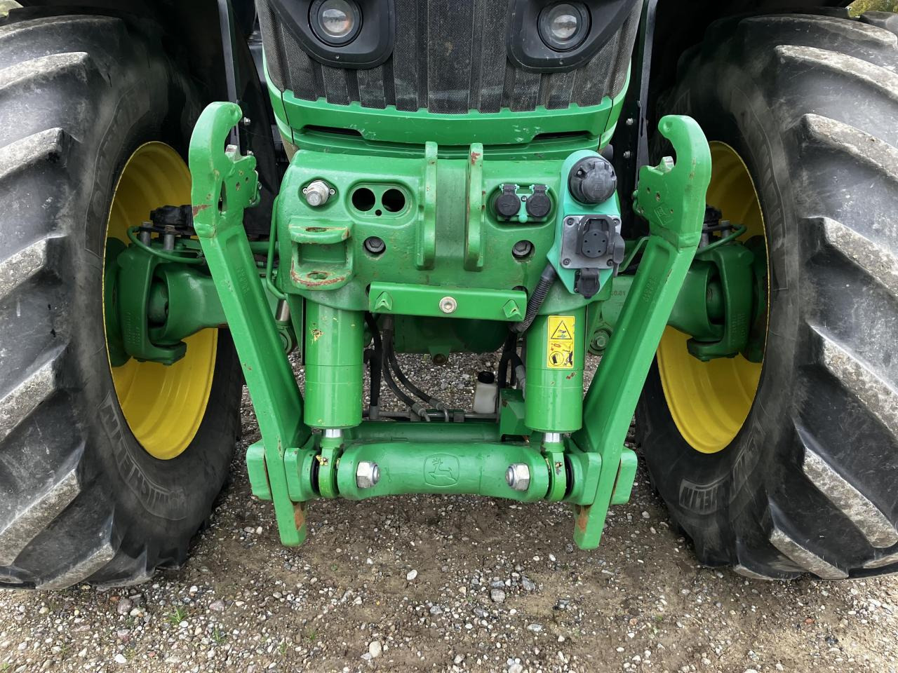 John Deere 6230R - טרקטור חקלאי: תמונה 4 John Deere 6230R - טרקטור חקלאי: תמונה 4