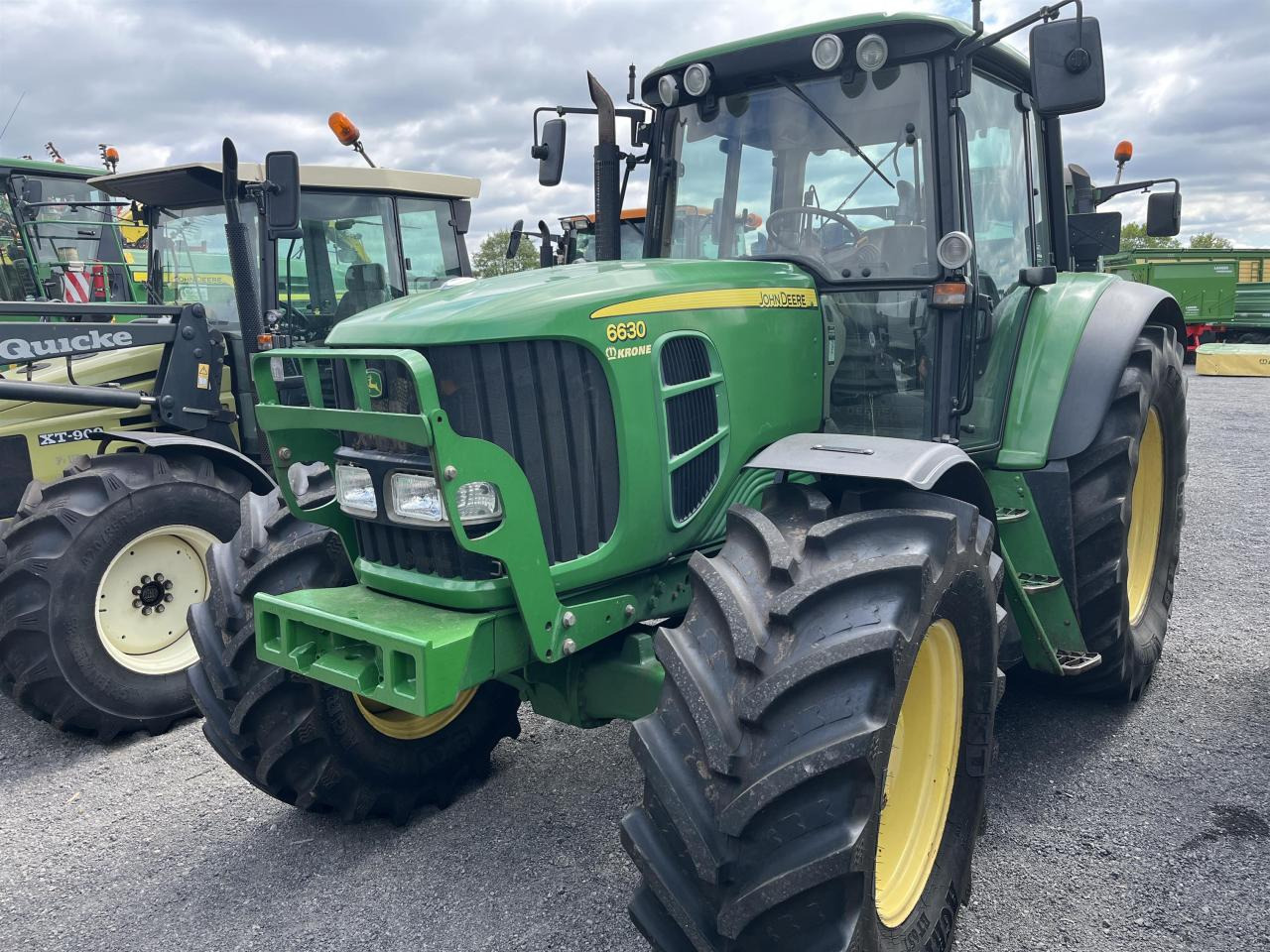 John Deere 6630 Standard Plus - טרקטור חקלאי: תמונה 1 John Deere 6630 Standard Plus - טרקטור חקלאי: תמונה 1