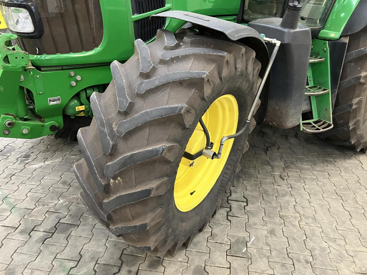 John Deere 6830 Premium - טרקטור חקלאי: תמונה 2 John Deere 6830 Premium - טרקטור חקלאי: תמונה 2