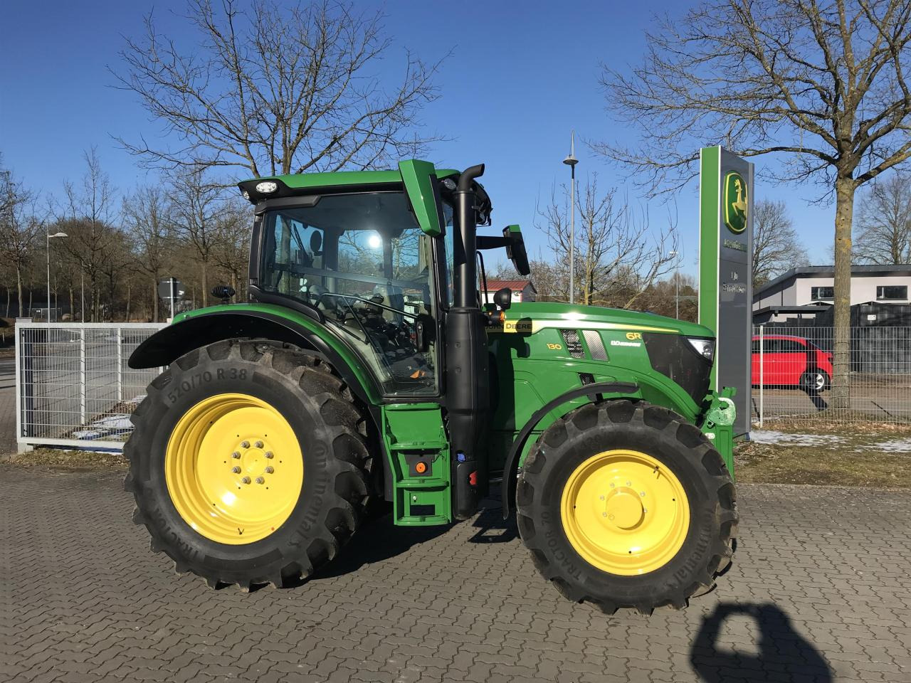 John Deere 6R 130 - טרקטור חקלאי: תמונה 2 John Deere 6R 130 - טרקטור חקלאי: תמונה 2