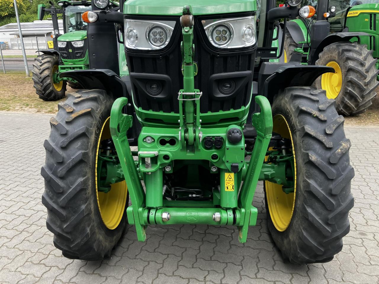 John Deere 6R 130 - טרקטור חקלאי: תמונה 4 John Deere 6R 130 - טרקטור חקלאי: תמונה 4