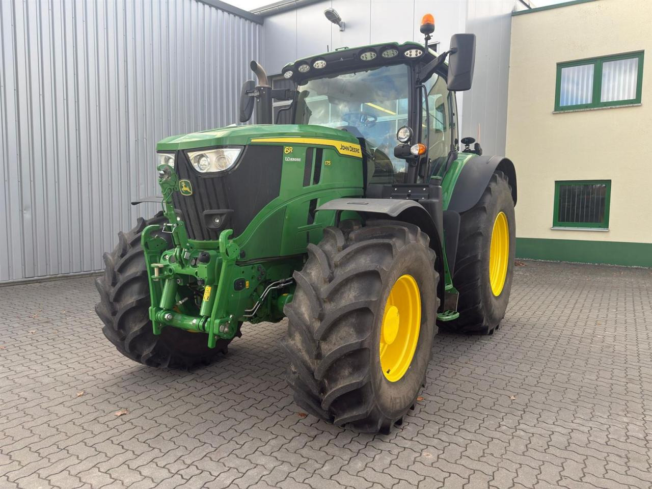 John Deere 6R 175 - טרקטור חקלאי: תמונה 3 John Deere 6R 175 - טרקטור חקלאי: תמונה 3