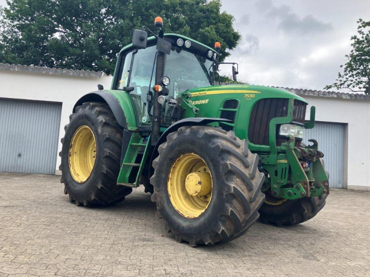 John Deere 7530 PREMIUM - טרקטור חקלאי: תמונה 3 John Deere 7530 PREMIUM - טרקטור חקלאי: תמונה 3