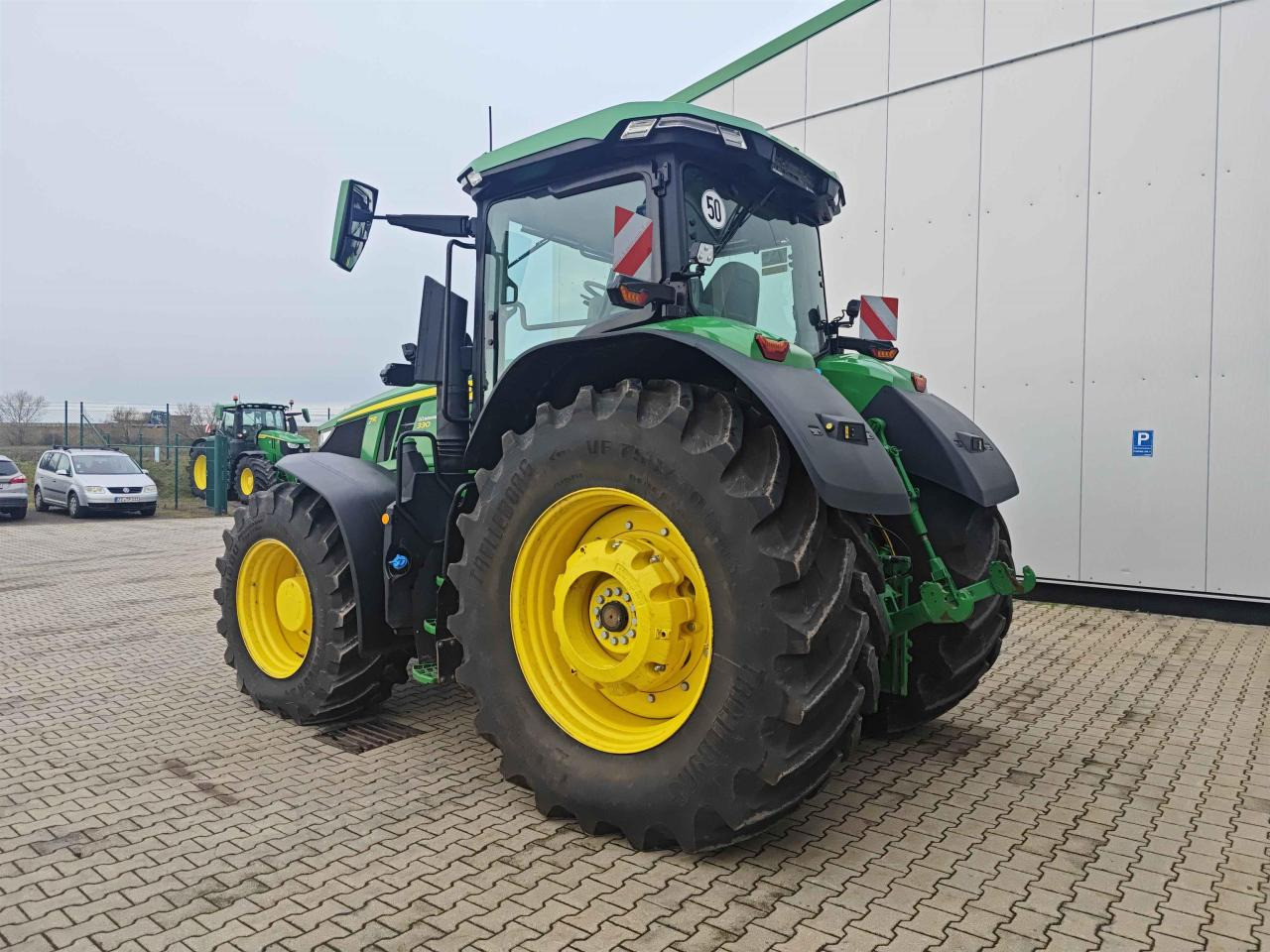 John Deere 7R 330 - טרקטור חקלאי: תמונה 5 John Deere 7R 330 - טרקטור חקלאי: תמונה 5