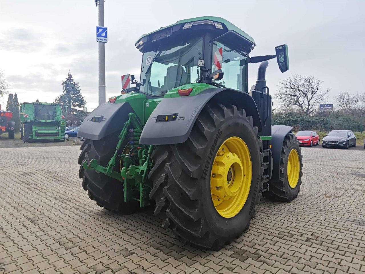 John Deere 7R 330 - טרקטור חקלאי: תמונה 3 John Deere 7R 330 - טרקטור חקלאי: תמונה 3