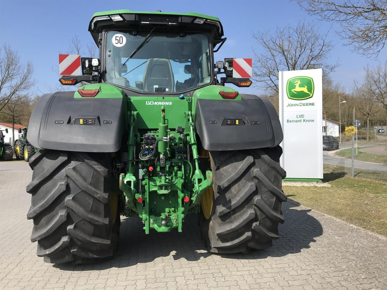 John Deere 7R 330 - טרקטור חקלאי: תמונה 5 John Deere 7R 330 - טרקטור חקלאי: תמונה 5