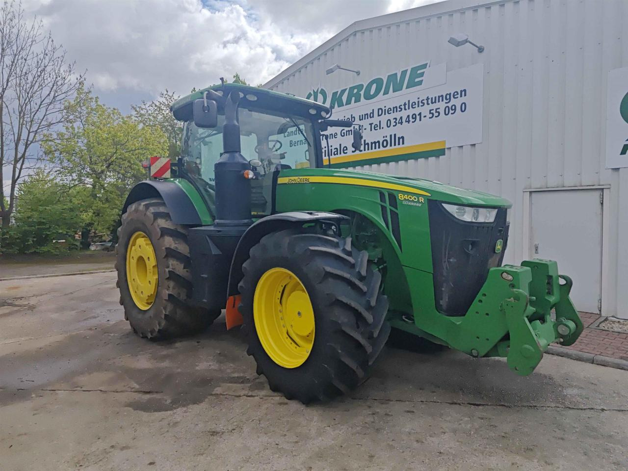 John Deere 8400R - טרקטור חקלאי: תמונה 1 John Deere 8400R - טרקטור חקלאי: תמונה 1