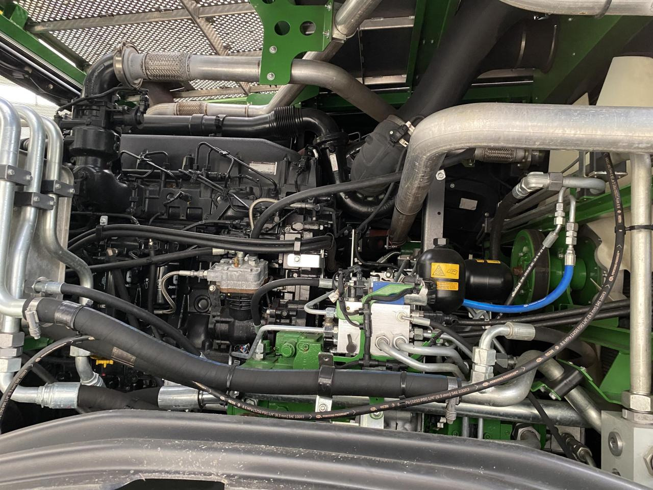 מקצרת מספוא John Deere 9500i: תמונה 13