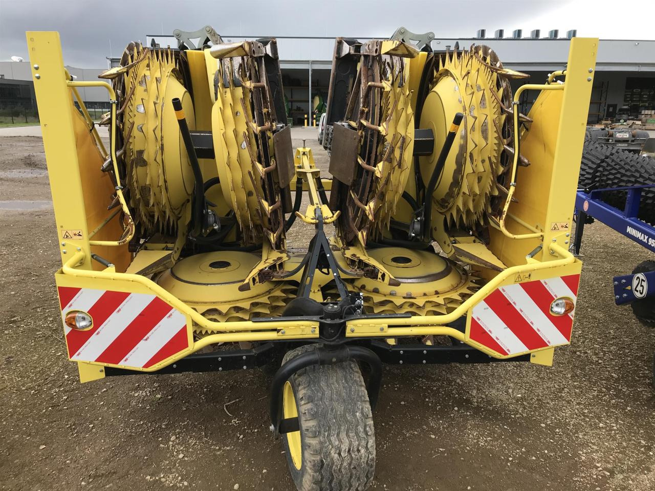 John Deere 9800i - מקצרת מספוא: תמונה 5 John Deere 9800i - מקצרת מספוא: תמונה 5