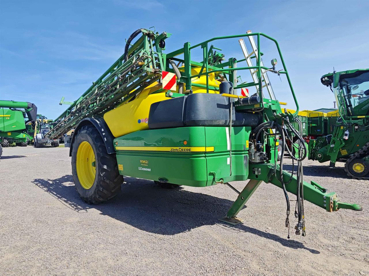 John Deere R962i - מרסס נגרר: תמונה 2 John Deere R962i - מרסס נגרר: תמונה 2