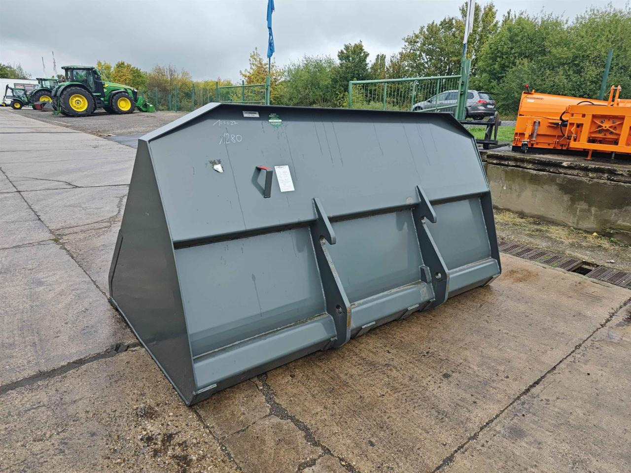 Kramer 2900 mm - דלי: תמונה 4 Kramer 2900 mm - דלי: תמונה 4