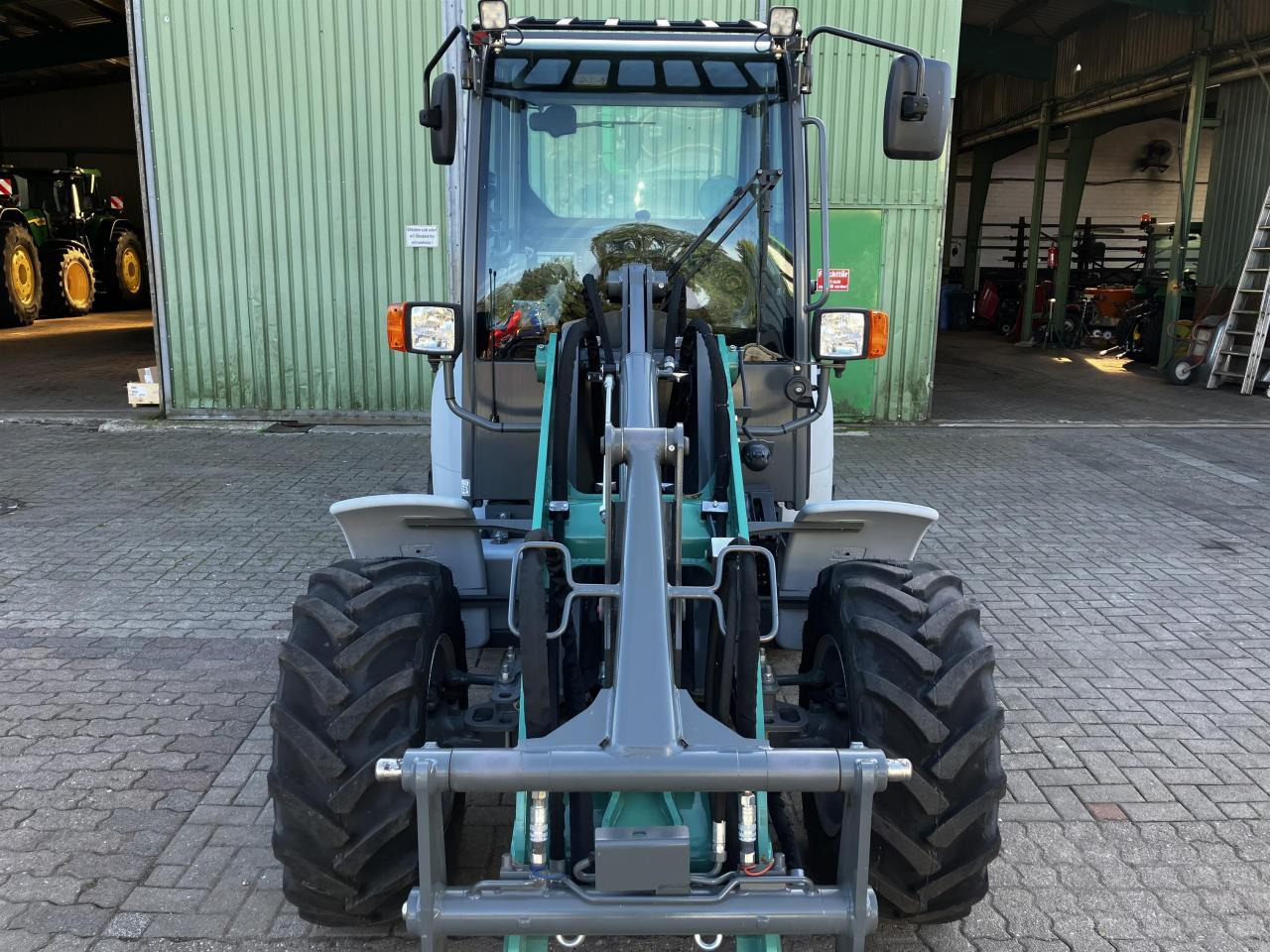 Kramer KL18.5 - מעמיס גלגלים: תמונה 3 Kramer KL18.5 - מעמיס גלגלים: תמונה 3