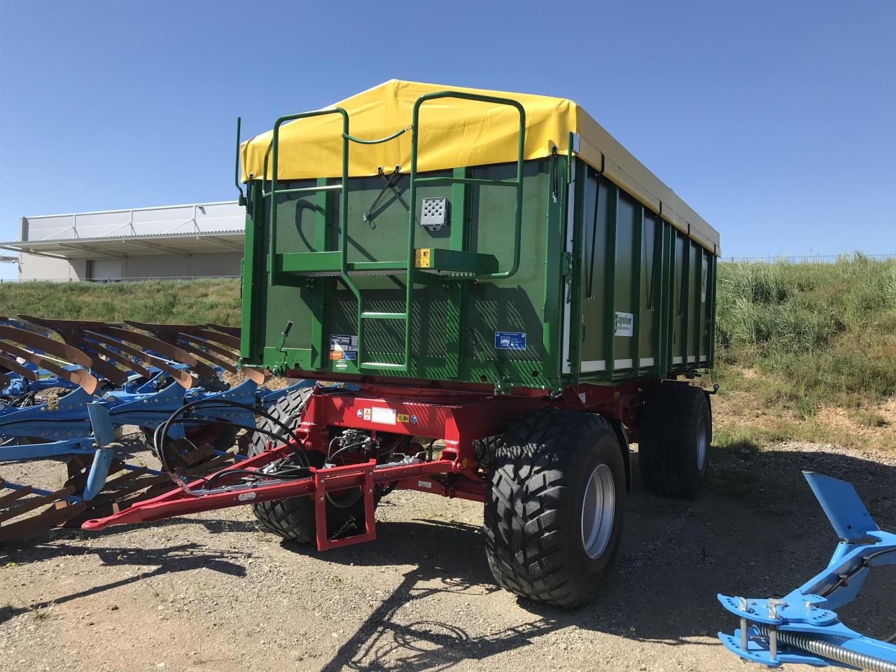 Kröger HKD 302 - קרון נגרר עם מזהיר: תמונה 5 Kröger HKD 302 - קרון נגרר עם מזהיר: תמונה 5