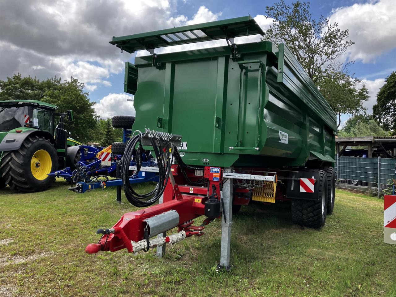 Kröger MUK 303 - מסיר פסולת: תמונה 3 Kröger MUK 303 - מסיר פסולת: תמונה 3