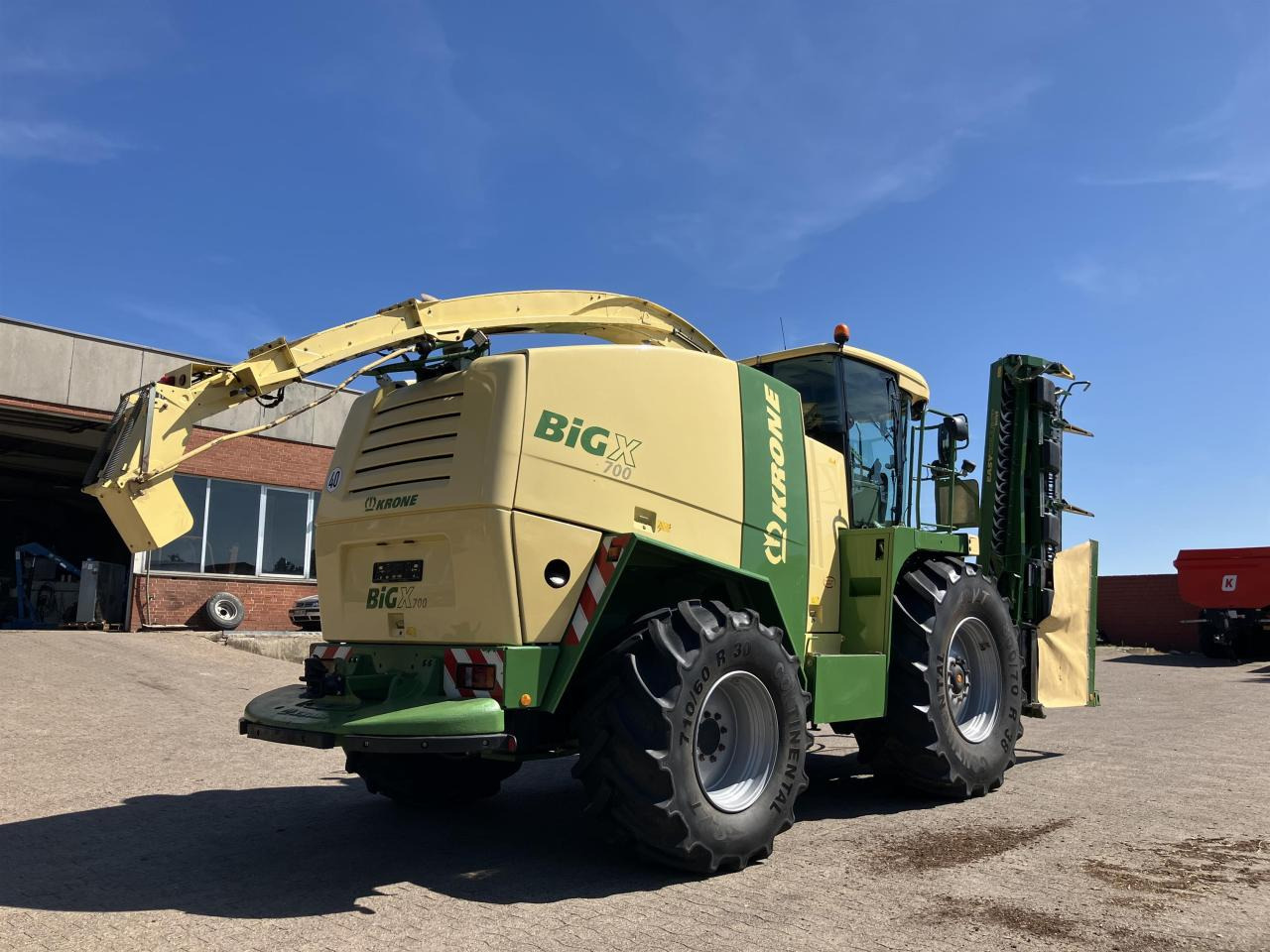 Krone BIG X 700 - מקצרת מספוא: תמונה 5 Krone BIG X 700 - מקצרת מספוא: תמונה 5
