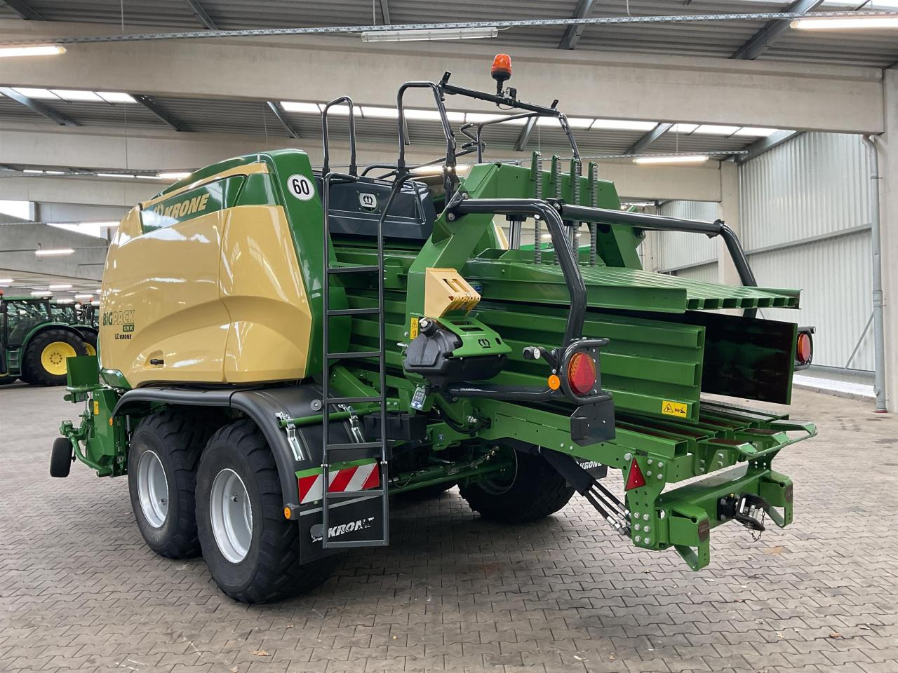 Krone Big Pack 1270 VC - מכונת צרור מרובעת: תמונה 4 Krone Big Pack 1270 VC - מכונת צרור מרובעת: תמונה 4