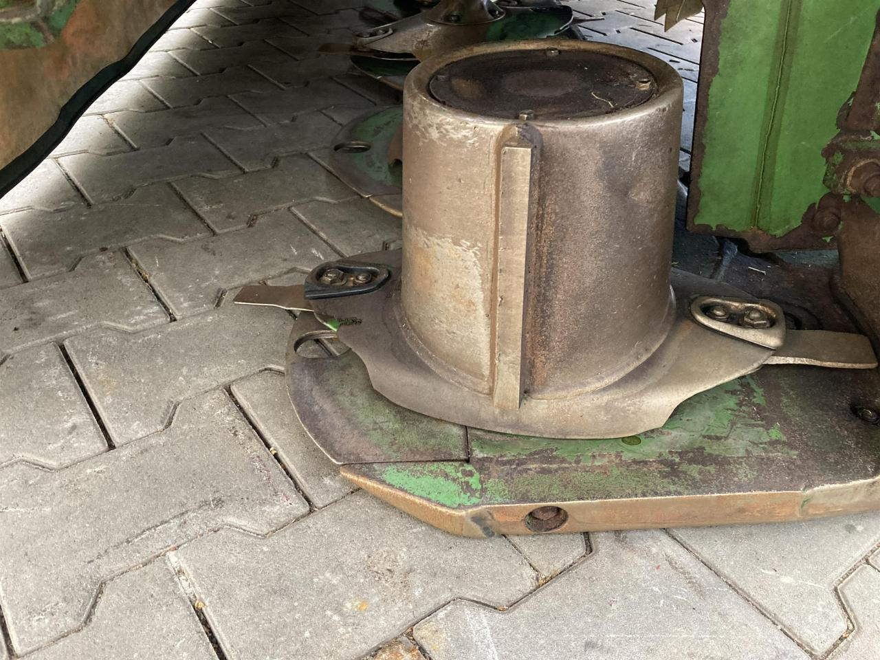 Krone EC F 320 CV - Kat. 2 - מכסחה: תמונה 4 Krone EC F 320 CV - Kat. 2 - מכסחה: תמונה 4