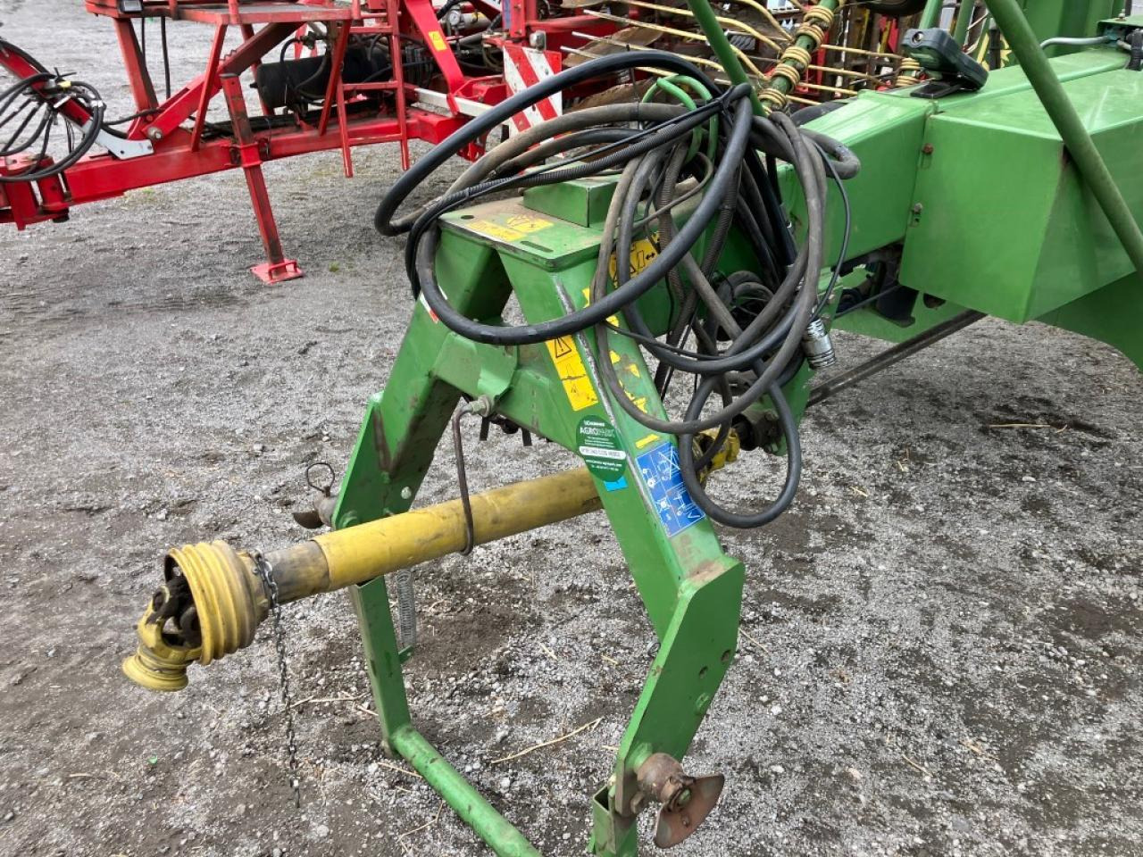 Krone SWADRO 1400 - גורף/ מגרפה: תמונה 3 Krone SWADRO 1400 - גורף/ מגרפה: תמונה 3