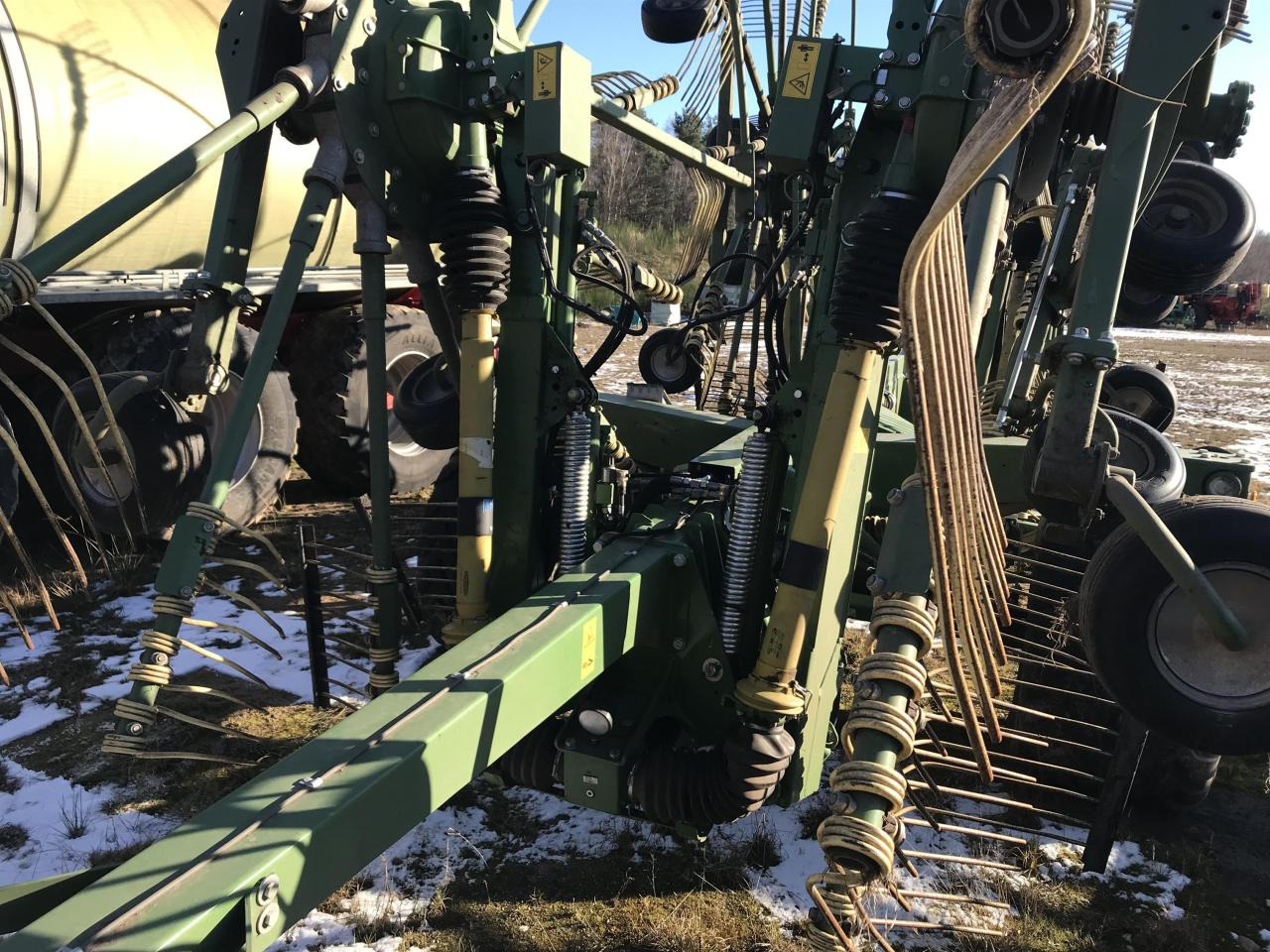 Krone Swadro 1400 Plus - גורף/ מגרפה: תמונה 5 Krone Swadro 1400 Plus - גורף/ מגרפה: תמונה 5