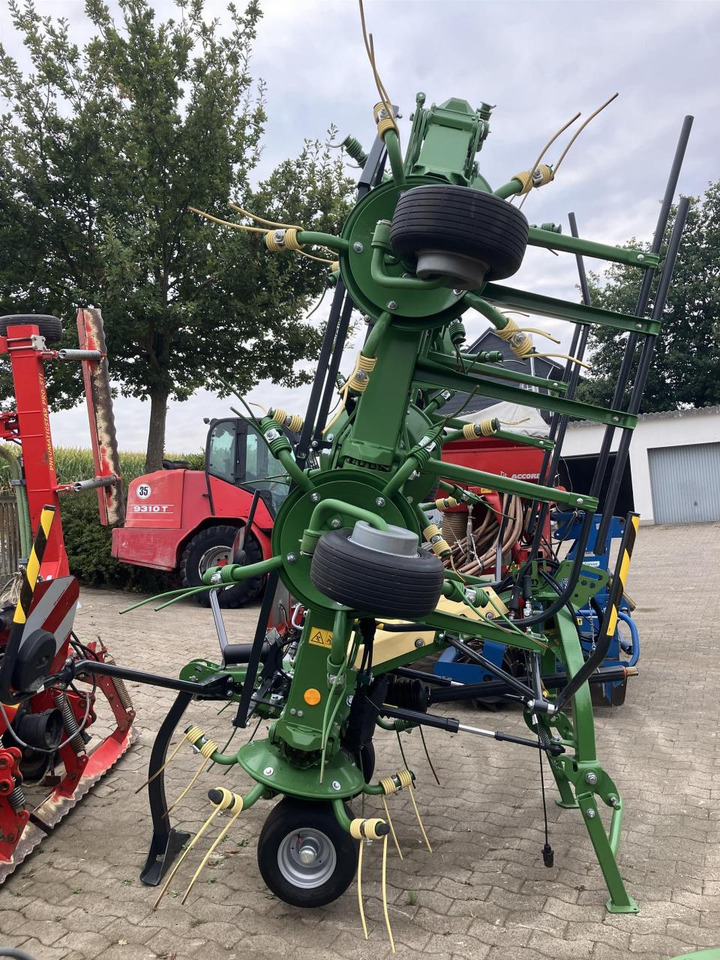 Krone Vendro 1020 - גורף/ מגרפה: תמונה 3 Krone Vendro 1020 - גורף/ מגרפה: תמונה 3