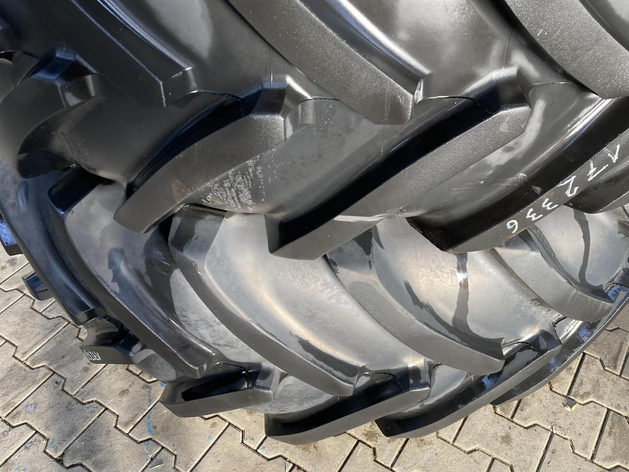 Michelin 620/70R38 - צמיג עבור מכונה חקלאית: תמונה 2 Michelin 620/70R38 - צמיג עבור מכונה חקלאית: תמונה 2