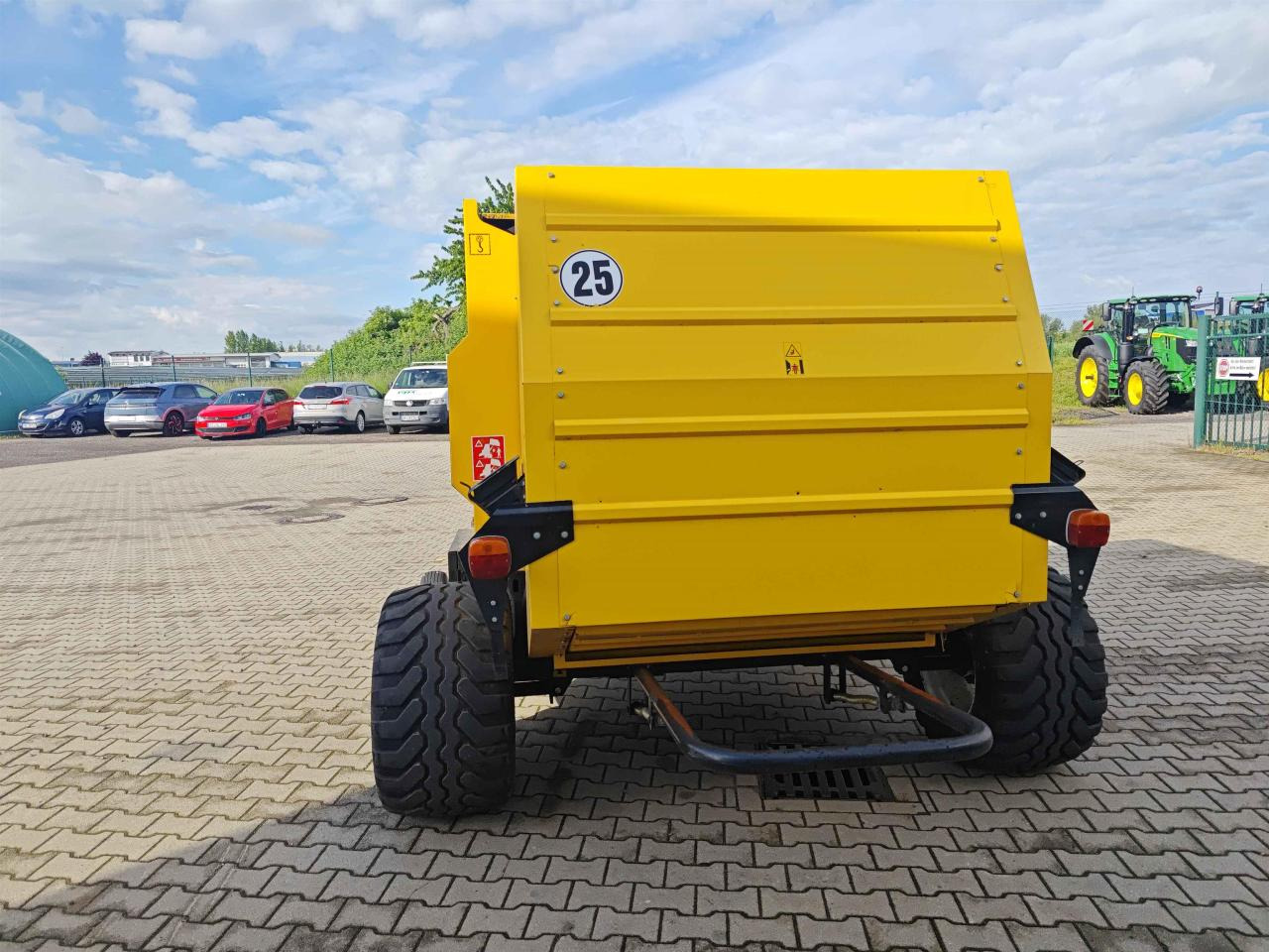 New Holland BR6090 - מכונת צרור עגולה: תמונה 4 New Holland BR6090 - מכונת צרור עגולה: תמונה 4