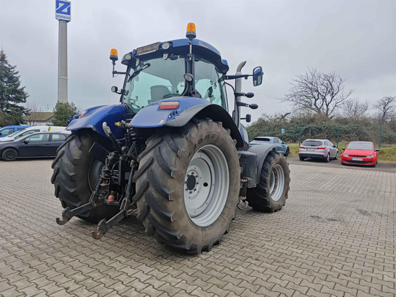 New Holland T7.200 - טרקטור חקלאי: תמונה 3 New Holland T7.200 - טרקטור חקלאי: תמונה 3