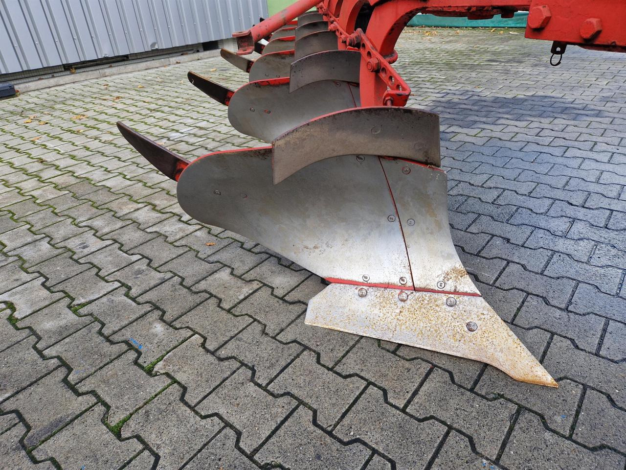 Niemeyer 6-Schar Beetpflug - מחרשה: תמונה 3 Niemeyer 6-Schar Beetpflug - מחרשה: תמונה 3