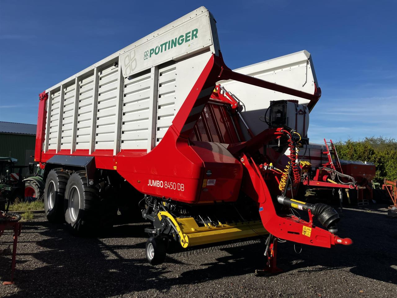 Pöttinger Jumbo 8450 DB - עגלת טעינה עצמית: תמונה 2 Pöttinger Jumbo 8450 DB - עגלת טעינה עצמית: תמונה 2